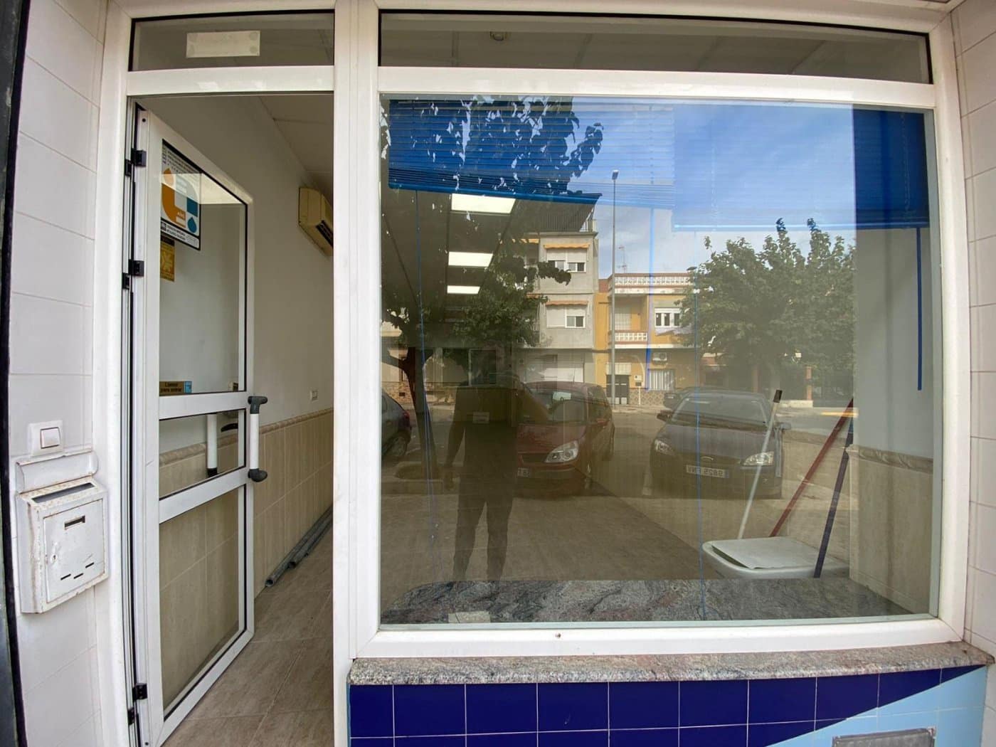 Local Commercial à vendre à Manuel - 85 000 € (Ref: 6641637)