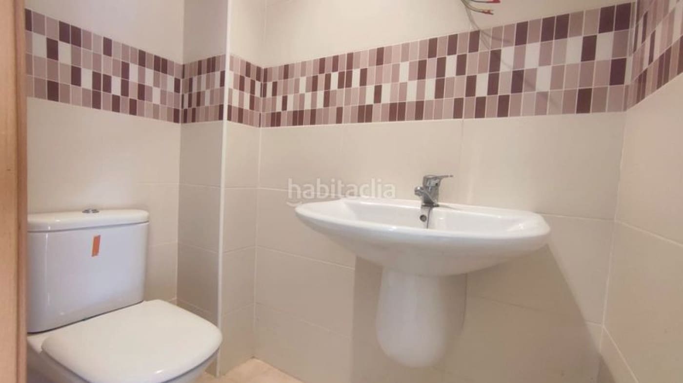 Commercial for sale in Carlet - € 70,000 (Ref: 6641774)