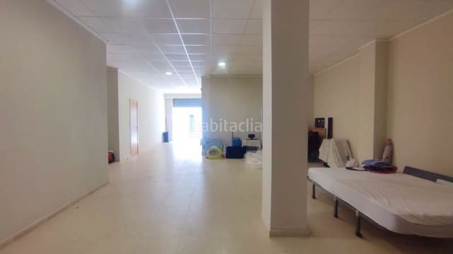 Commercial for sale in Carlet - € 70,000 (Ref: 6641774)