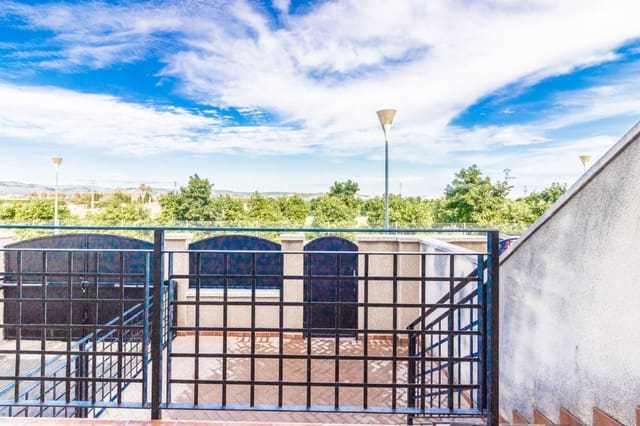 Adosado de 3 habitaciones en Beneixida en venta con piscina garaje - 260.000 € (Ref: 6641798)