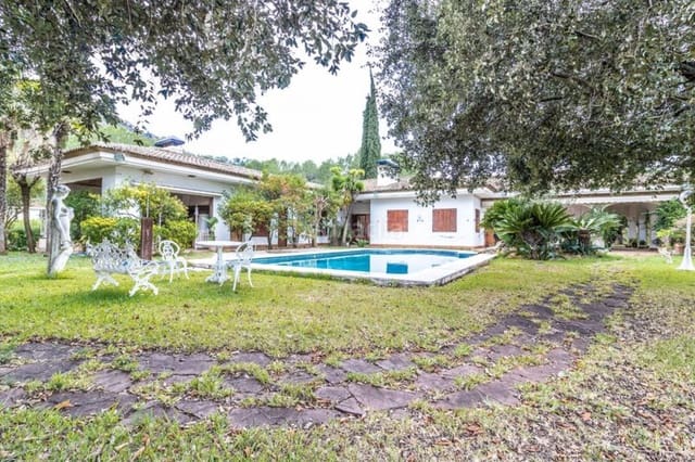 3 soverom Villa til salgs i Genovés med svømmebasseng - € 900 000 (Ref: 6763181)