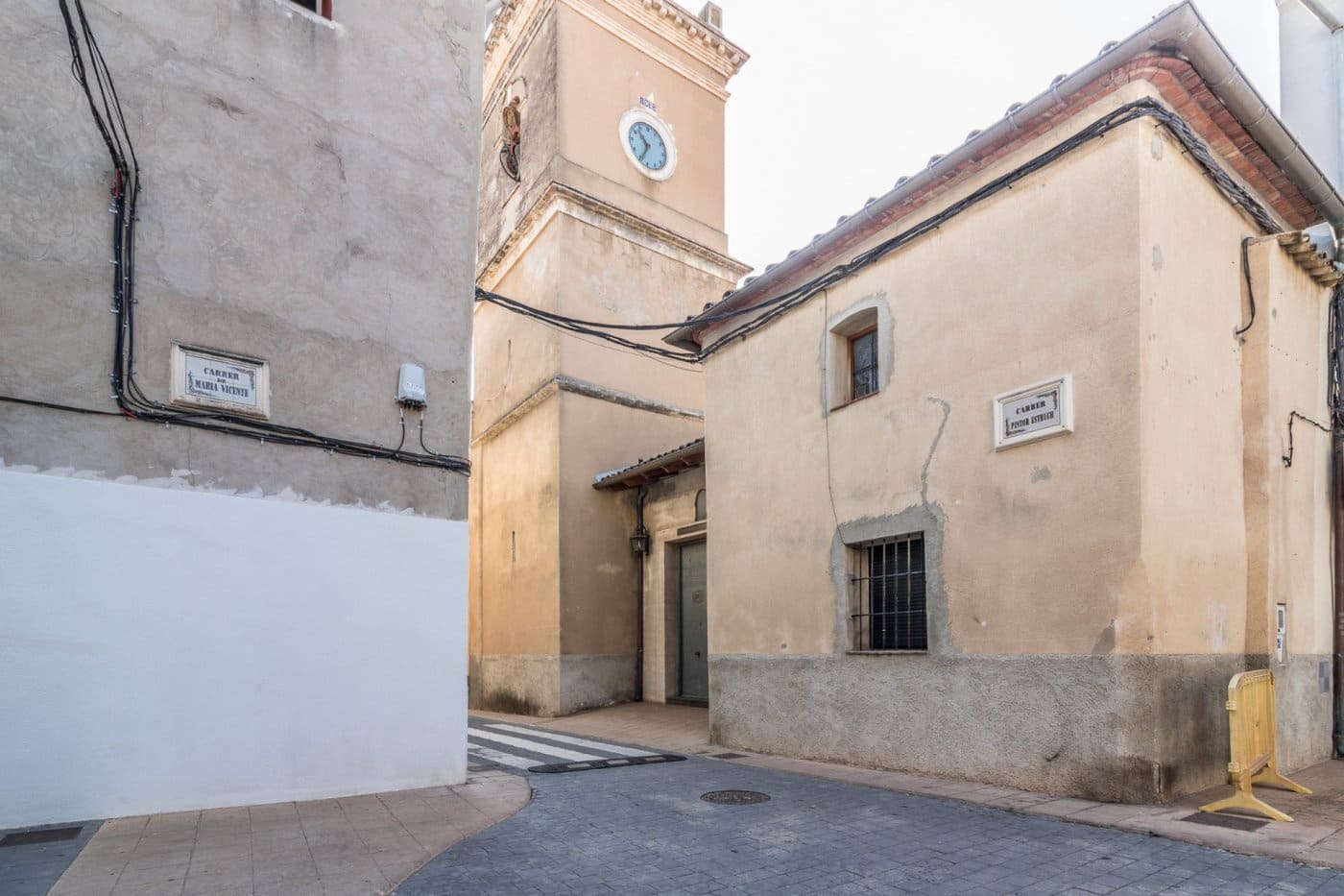 3 bedroom Townhouse for sale in San Juan de Enova with garage - € 145,000 (Ref: 7102785)