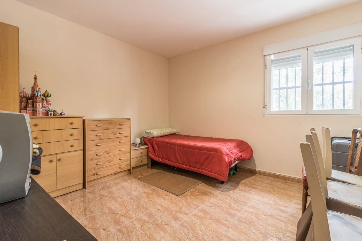 3 soveværelse Finca/Landehus til salg i Llombai med swimmingpool garage - € 185.000 (Ref: 7255043)