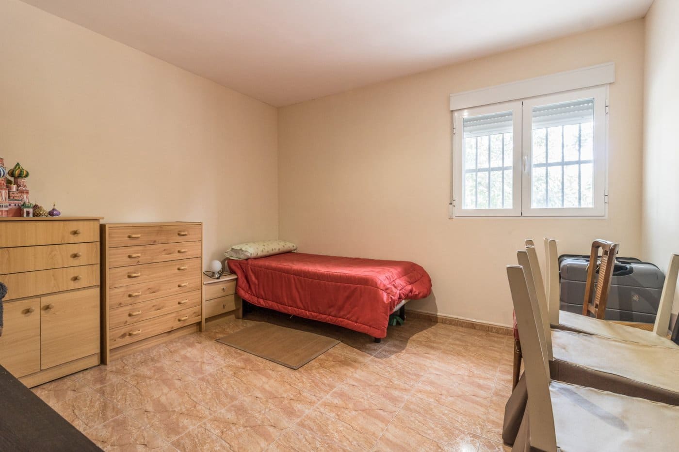 3 soveværelse Finca/Landehus til salg i Llombai med swimmingpool garage - € 185.000 (Ref: 7255043)