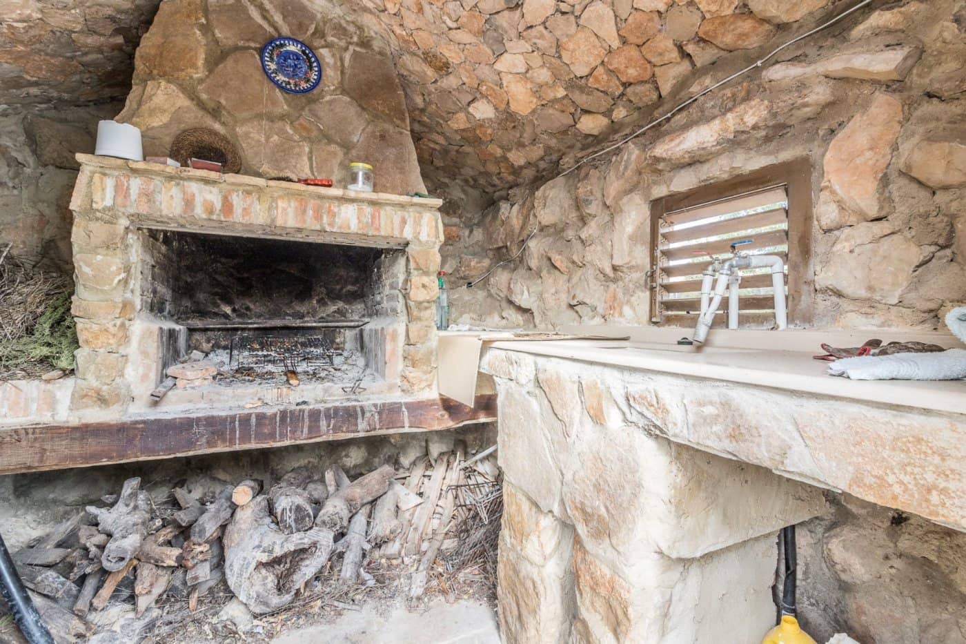 3 soveværelse Finca/Landehus til salg i Llombai med swimmingpool garage - € 185.000 (Ref: 7255043)