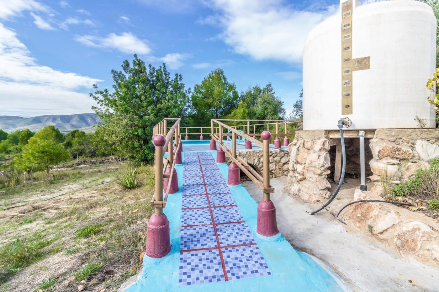 3 soveværelse Finca/Landehus til salg i Llombai med swimmingpool garage - € 185.000 (Ref: 7255043)