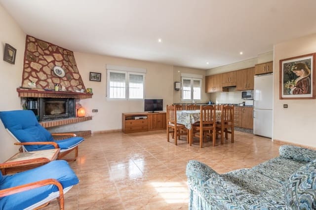 3 soveværelse Finca/Landehus til salg i Llombai med swimmingpool garage - € 185.000 (Ref: 7255043)