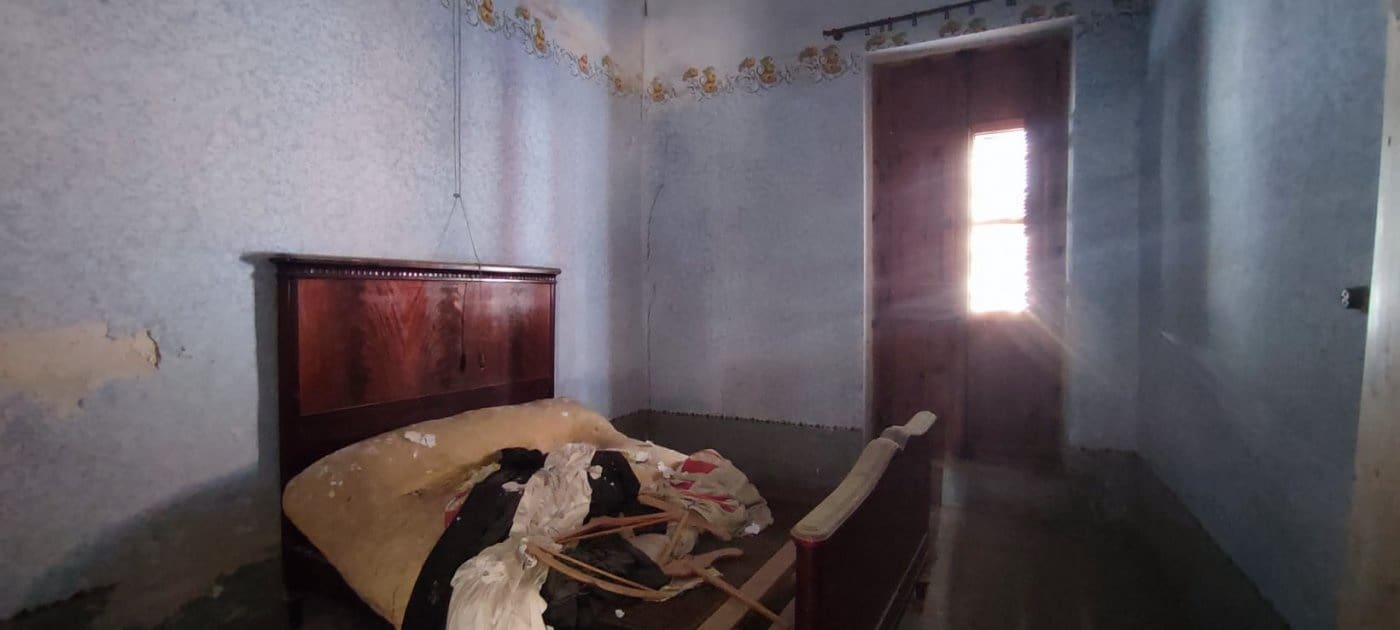 Ruine à vendre à Carlet - 95 000 € (Ref: 7266482)