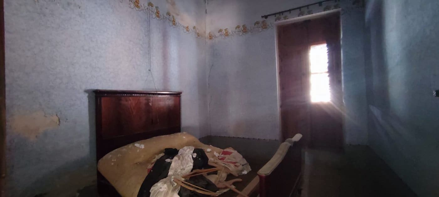 Ruine à vendre à Carlet - 95 000 € (Ref: 7266482)