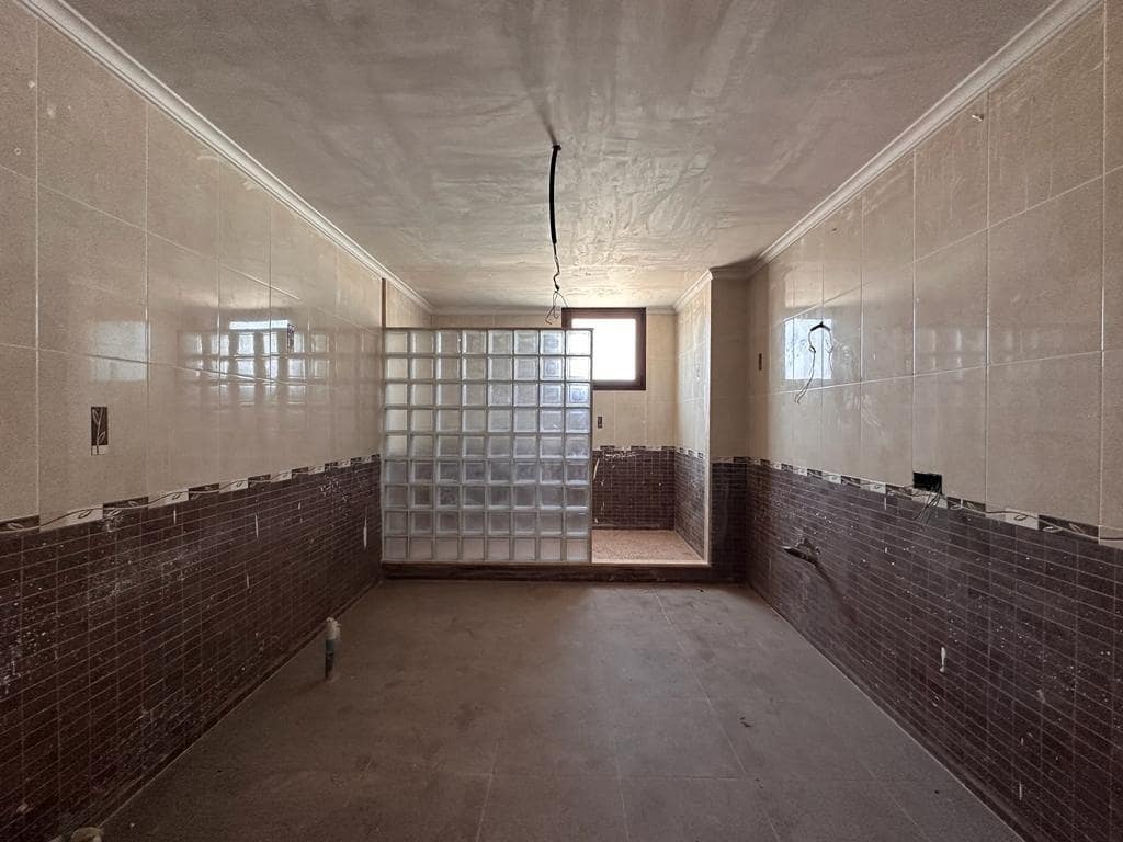 6 chambre Maison de Ville à vendre à Benimodo avec garage - 270 000 € (Ref: 7477268)