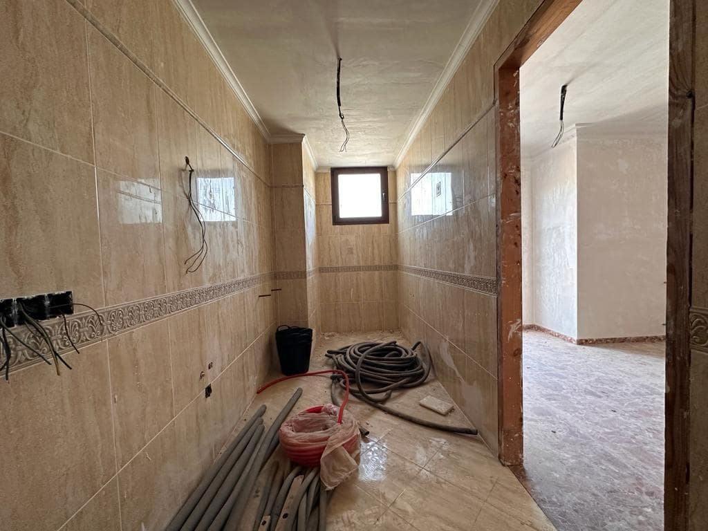 6 chambre Maison de Ville à vendre à Benimodo avec garage - 270 000 € (Ref: 7477268)