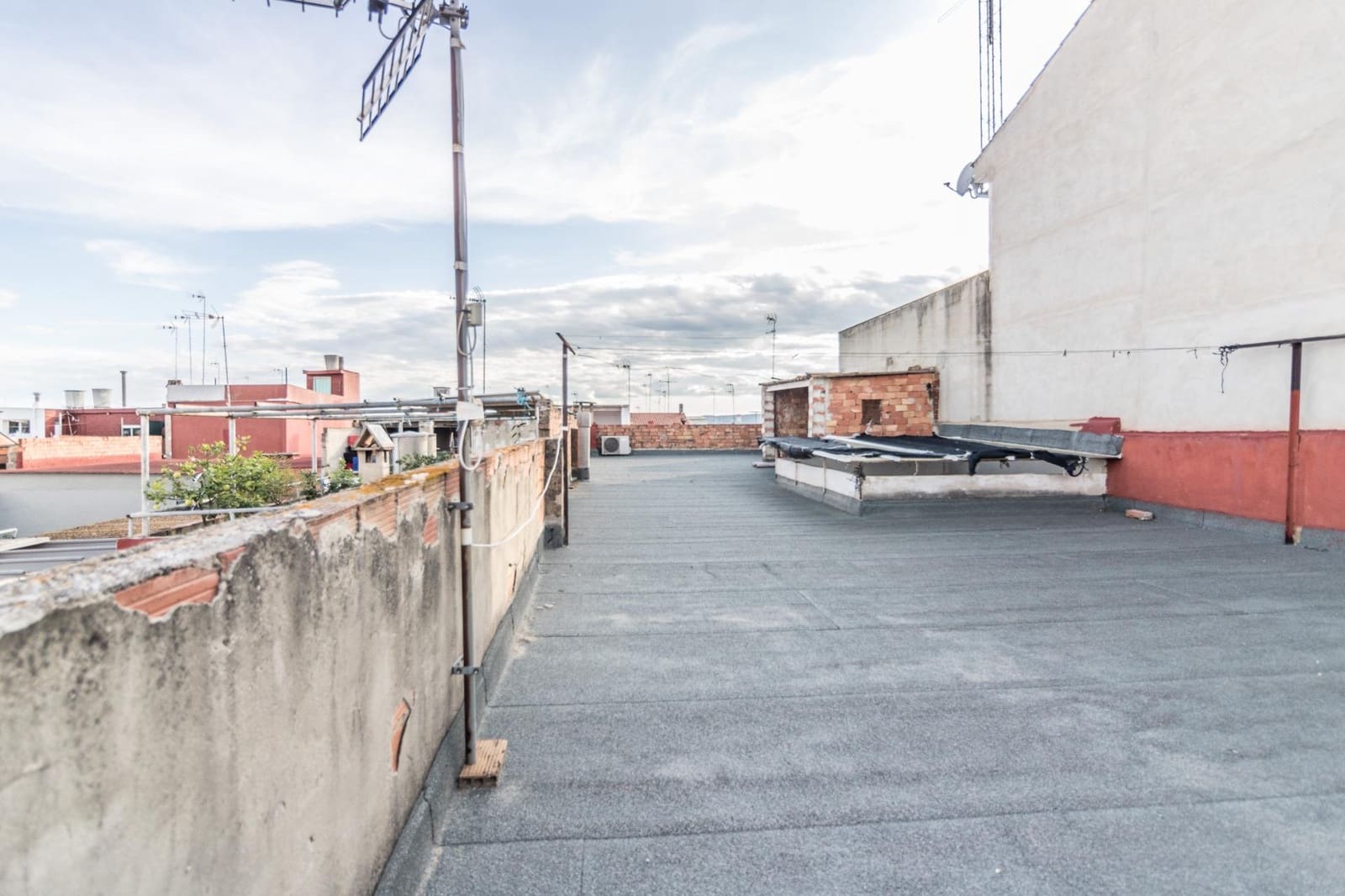 4 sypialnia Dom na sprzedaż w L'Alcudia - 190 000 € (Ref: 7640935)