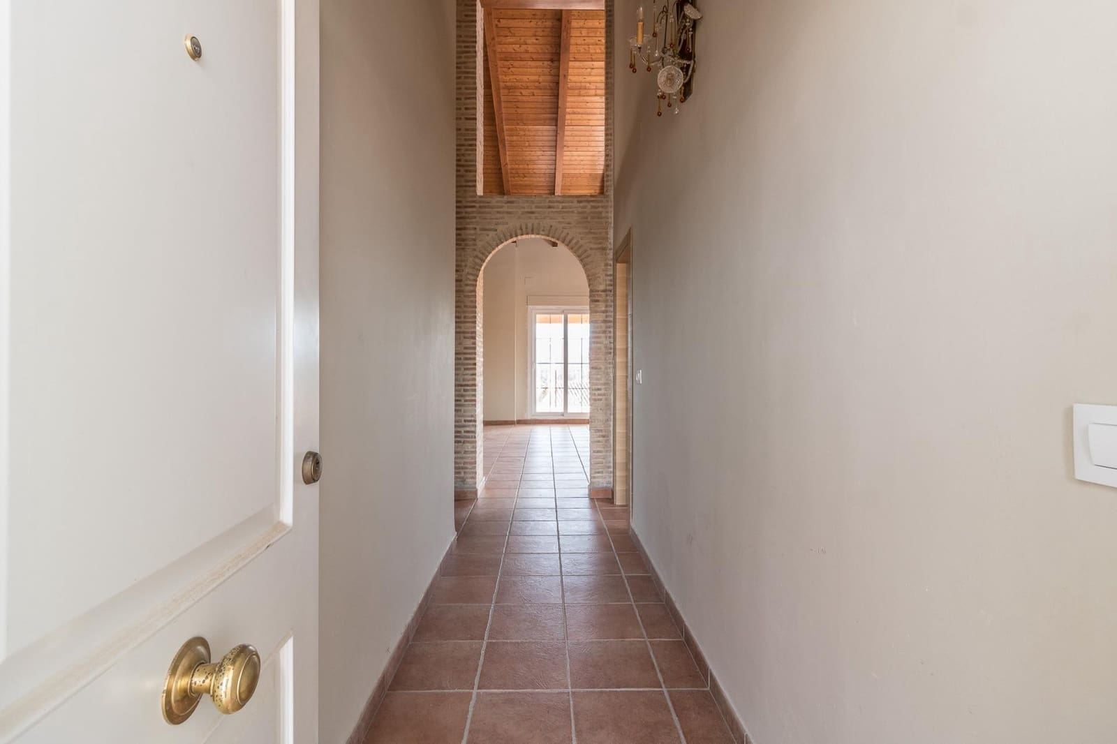 4 bedroom Villa for rent in L'Enova with pool garage - € 1,500 (Ref: 8120303)