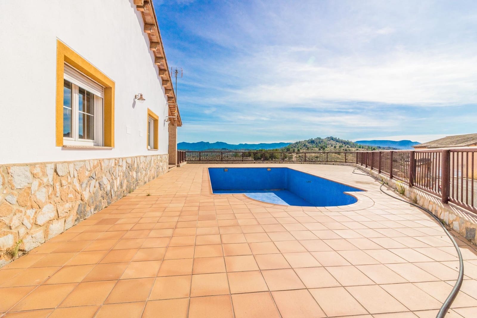 6 camera da letto Villa da affittare in L'Enova con piscina - 2.000 € (Rif: 8120304)