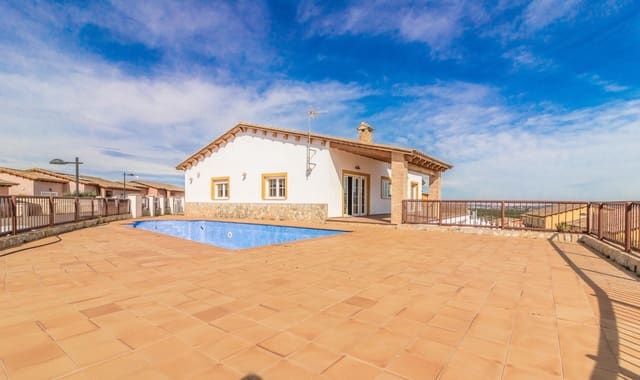 6 bedroom Villa for rent in L'Enova with pool - € 2,000 (Ref: 8120304)