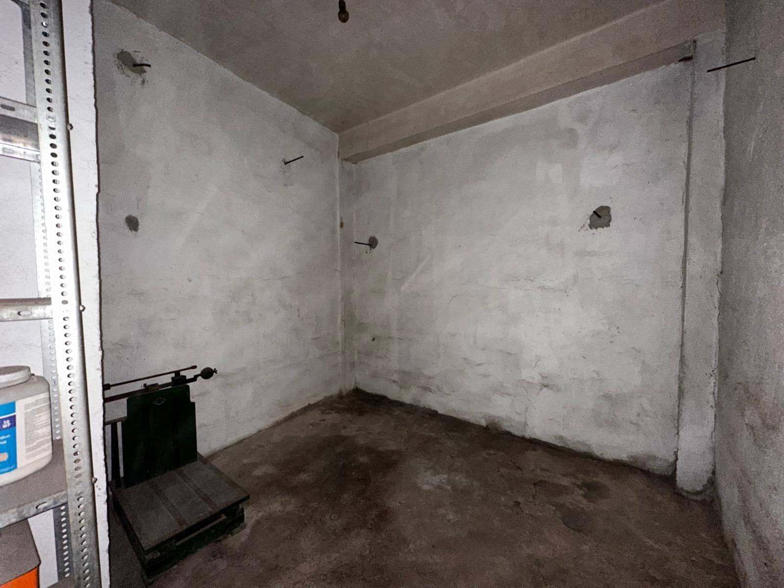 4 slaapkamer Huis te koop in Carlet met garage - € 140.000 (Ref: 8247829)