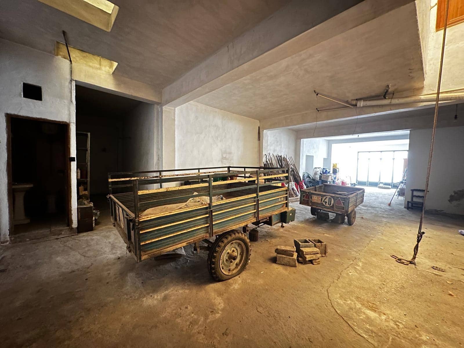 4 slaapkamer Huis te koop in Carlet met garage - € 140.000 (Ref: 8247829)