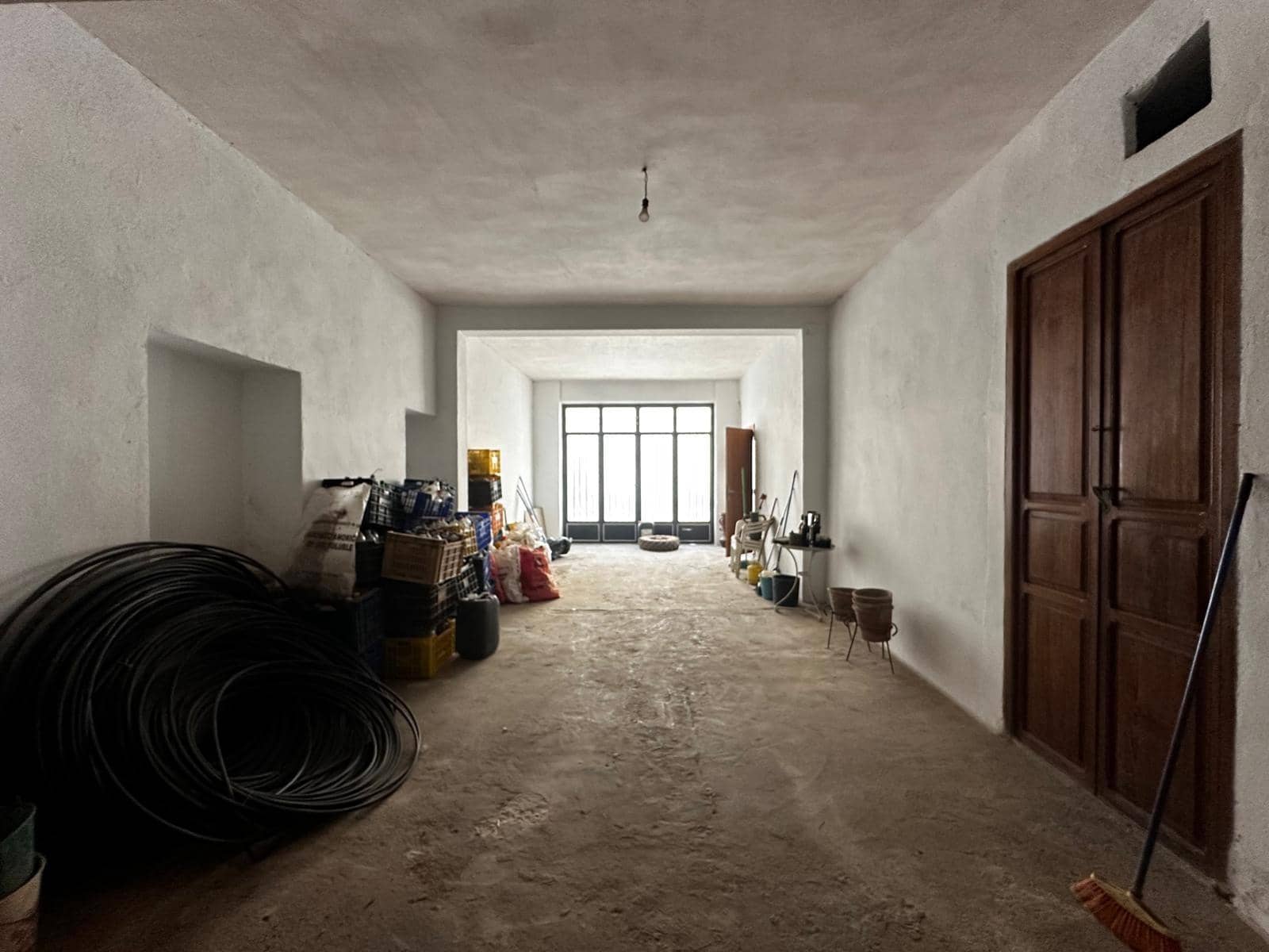 4 slaapkamer Huis te koop in Carlet met garage - € 140.000 (Ref: 8247829)