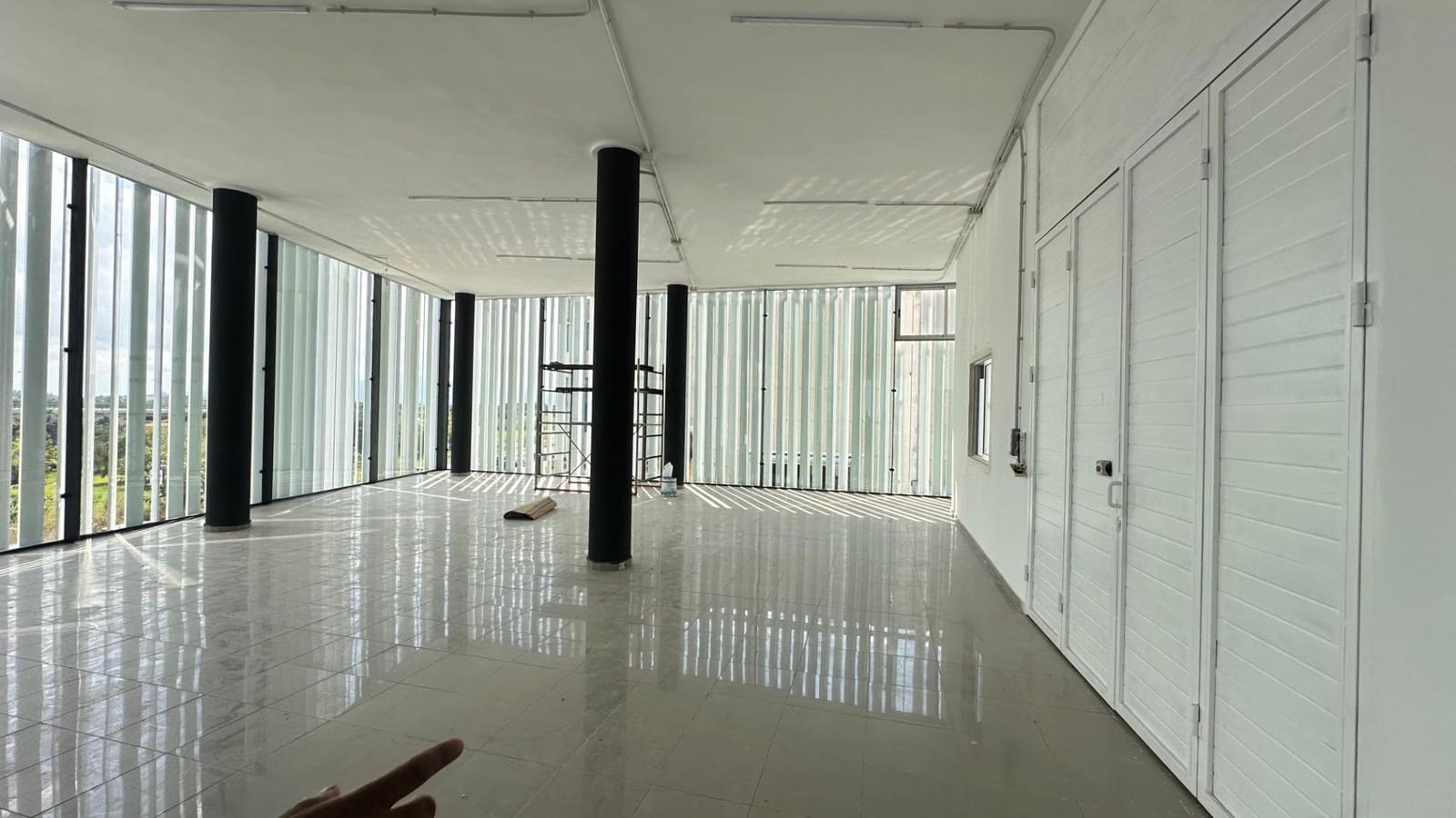 Bedrijf te koop in Algemesi - € 560.000 (Ref: 8279194)