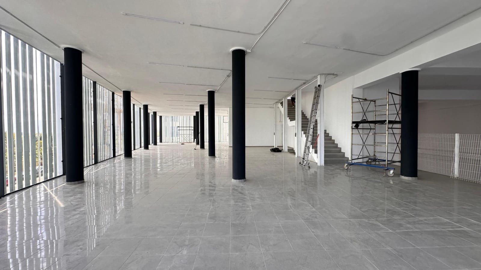 Bedrijf te koop in Algemesi - € 560.000 (Ref: 8279194)