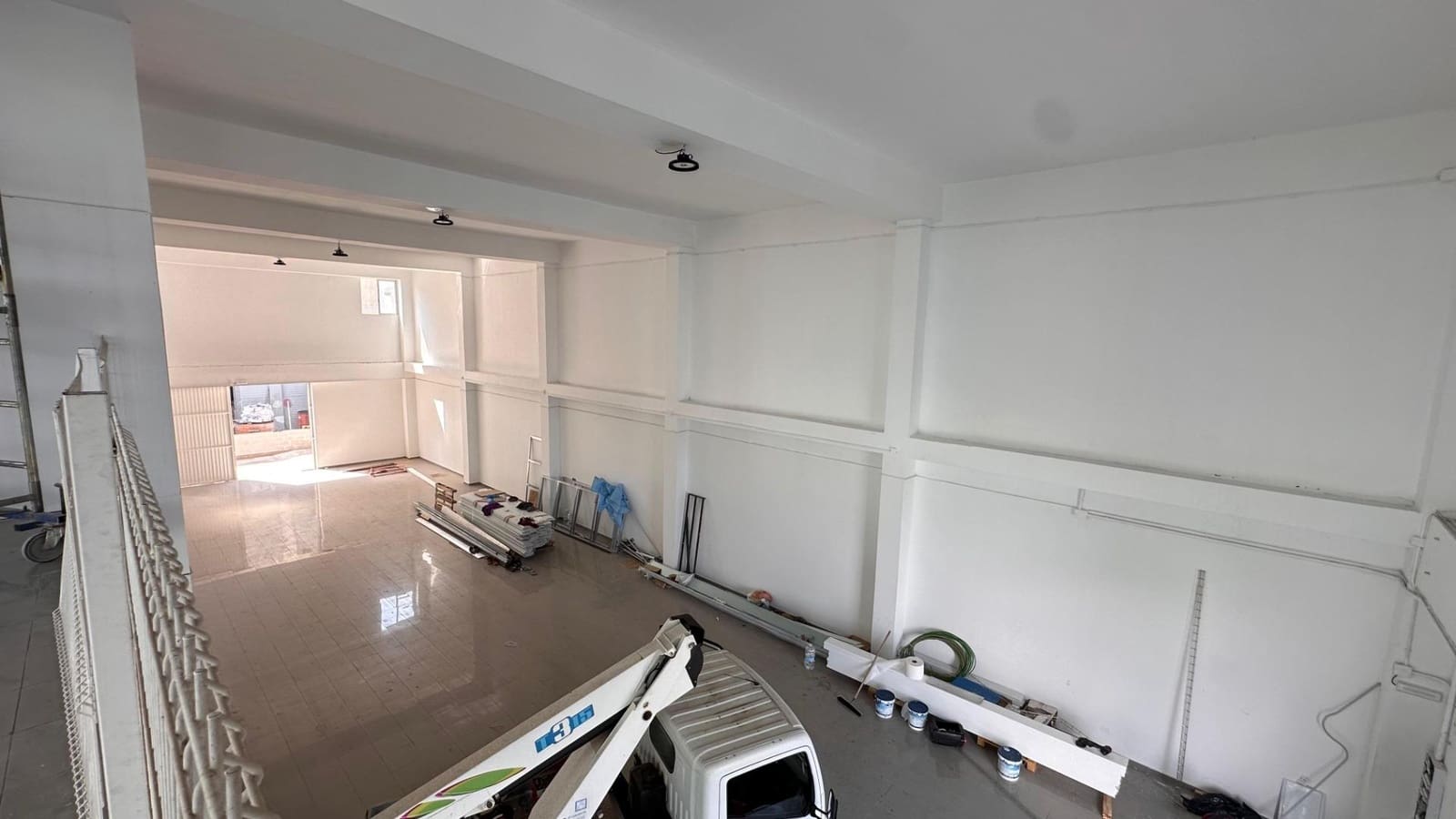 Bedrijf te koop in Algemesi - € 560.000 (Ref: 8279194)