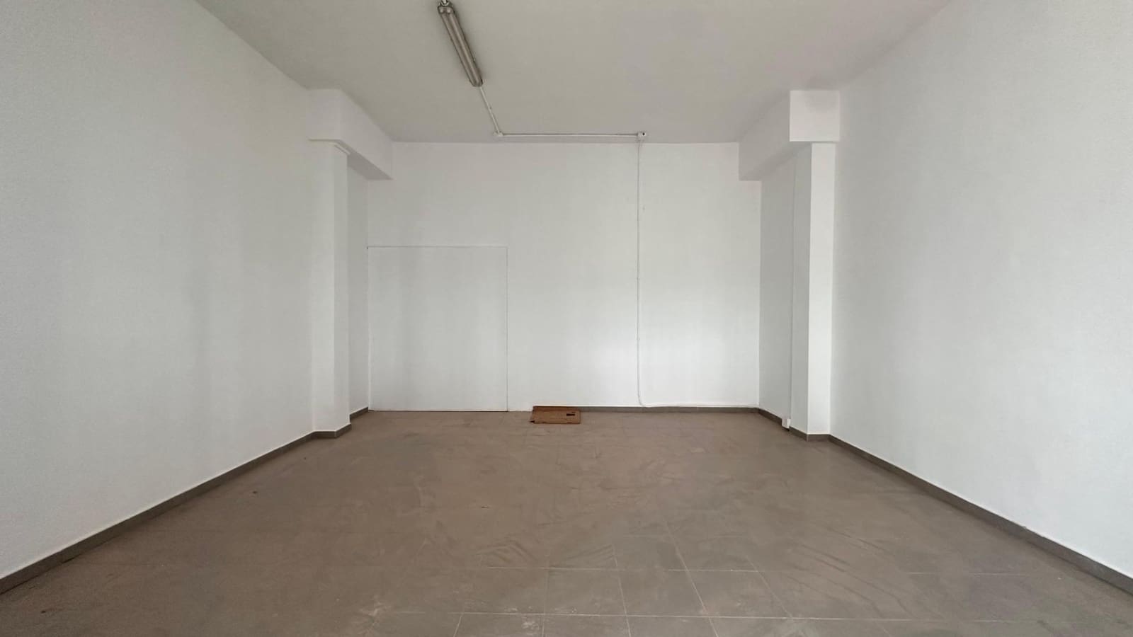 Bedrijf te koop in Algemesi - € 560.000 (Ref: 8279194)