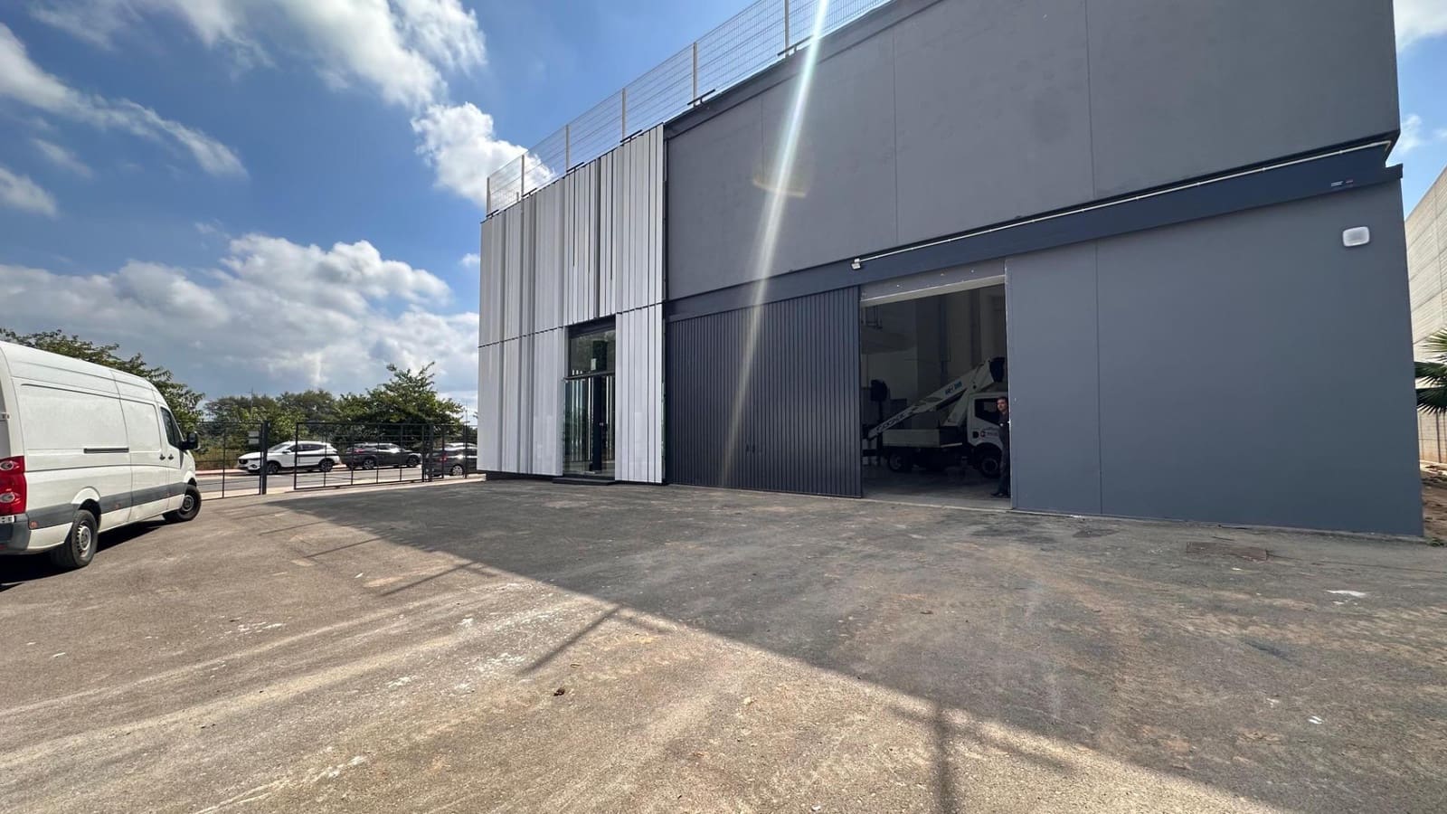 Bedrijf te koop in Algemesi - € 560.000 (Ref: 8279194)