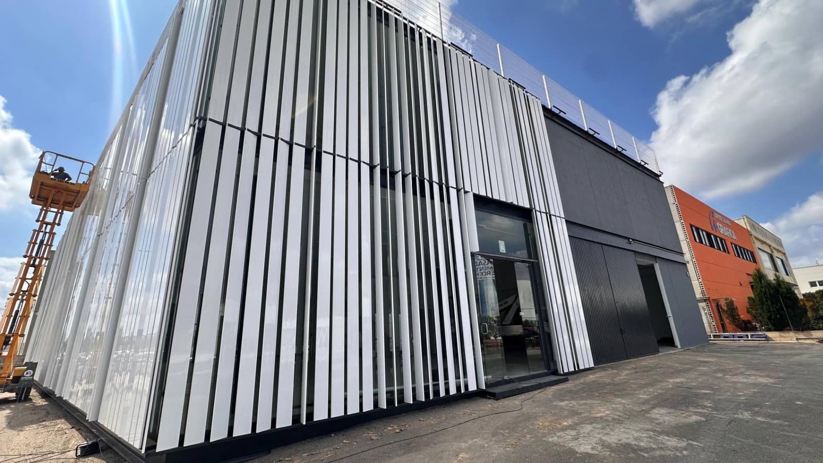 Bedrijf te koop in Algemesi - € 560.000 (Ref: 8279194)