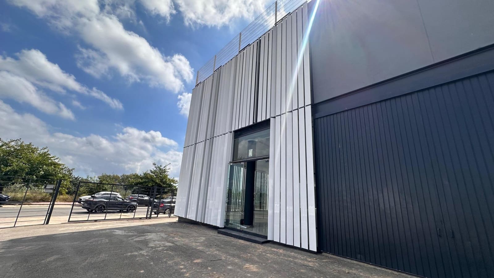 Bedrijf te koop in Algemesi - € 560.000 (Ref: 8279194)