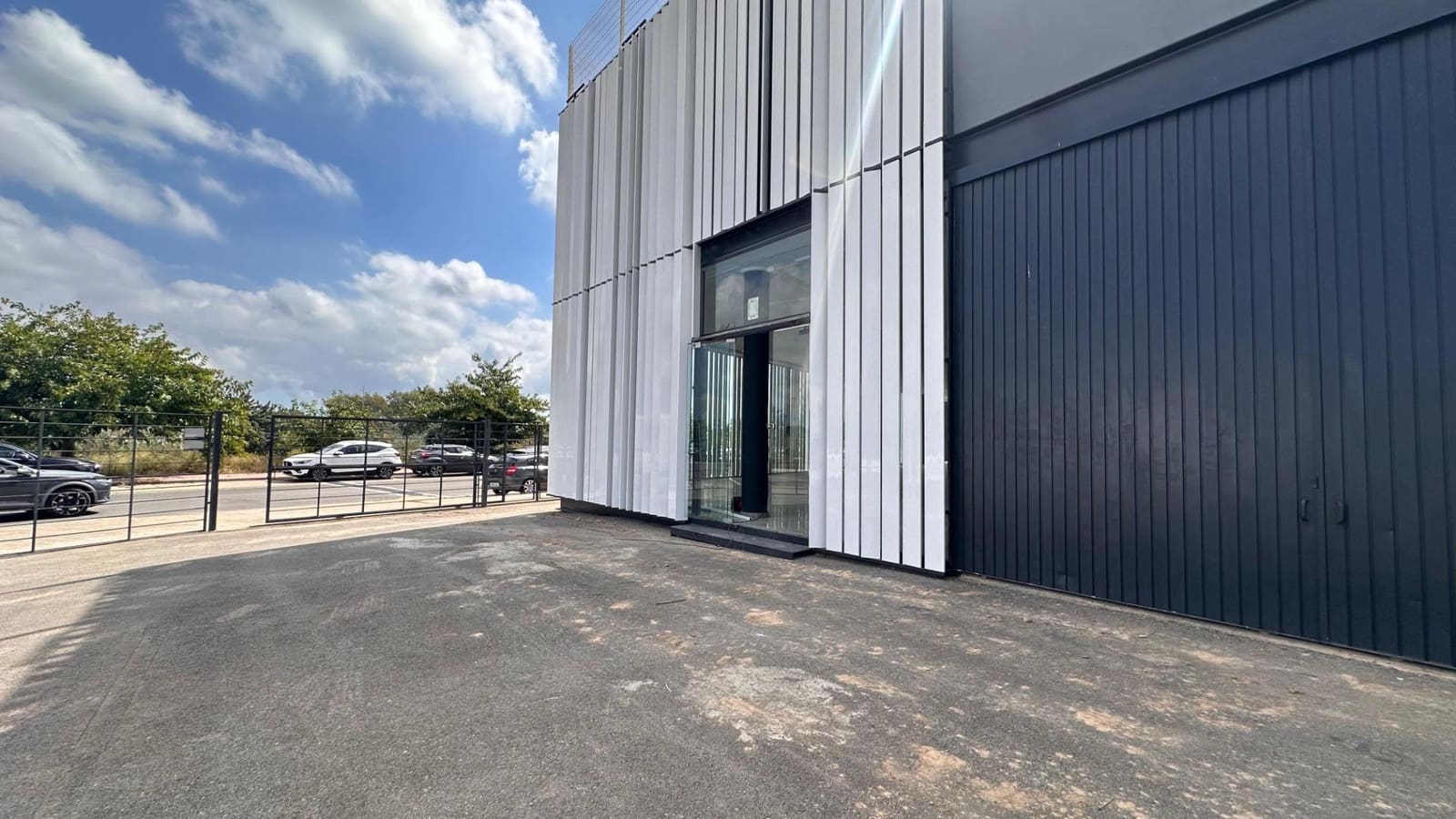 Bedrijf te koop in Algemesi - € 560.000 (Ref: 8279194)