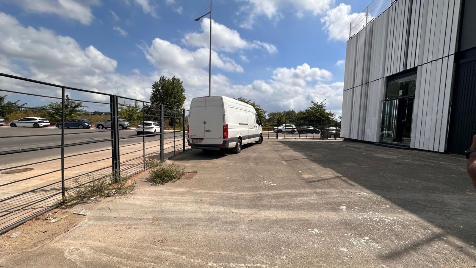 Bedrijf te koop in Algemesi - € 560.000 (Ref: 8279194)