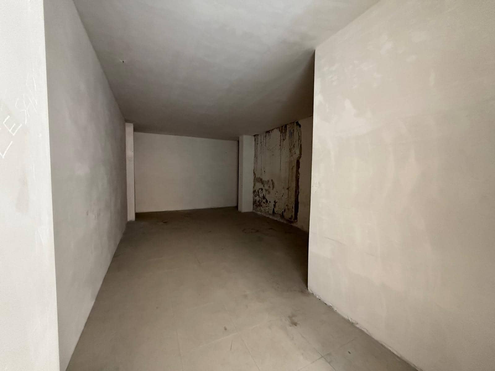 Commercial for sale in Carlet - € 312,000 (Ref: 8310842)