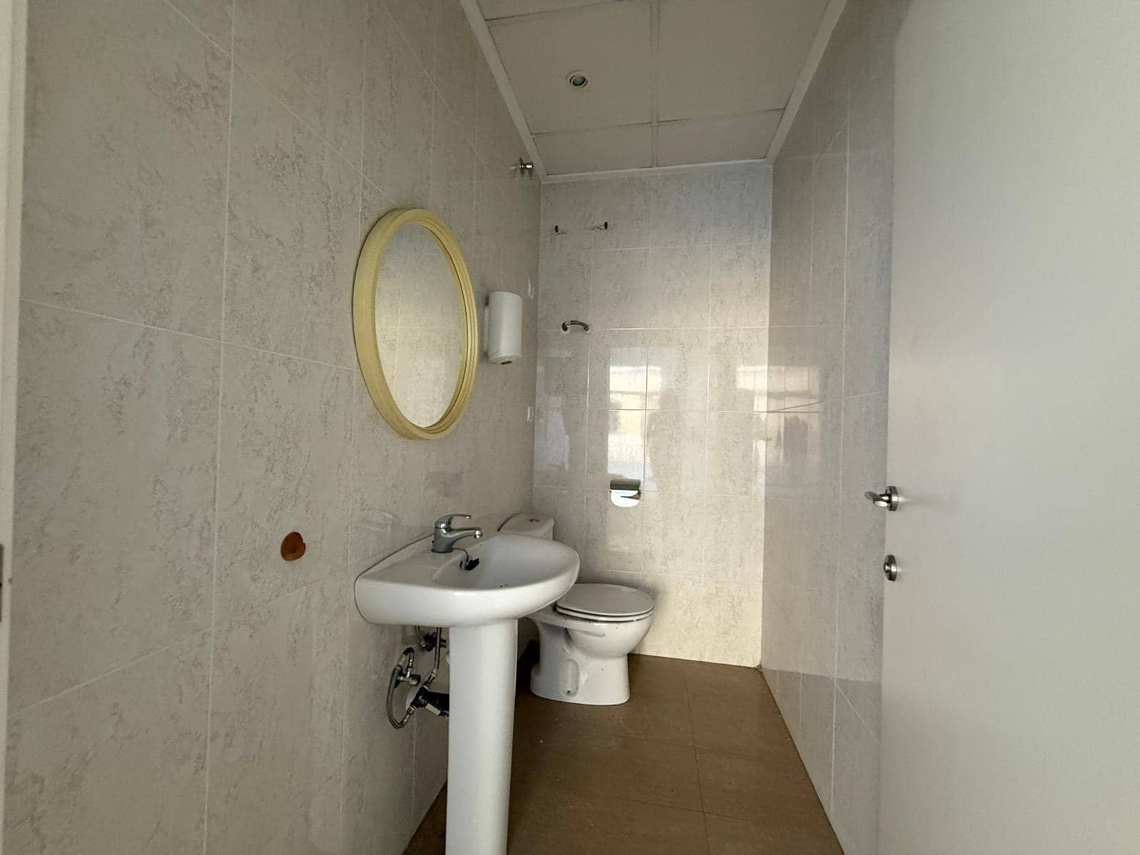 Commercial for sale in Carlet - € 312,000 (Ref: 8310842)