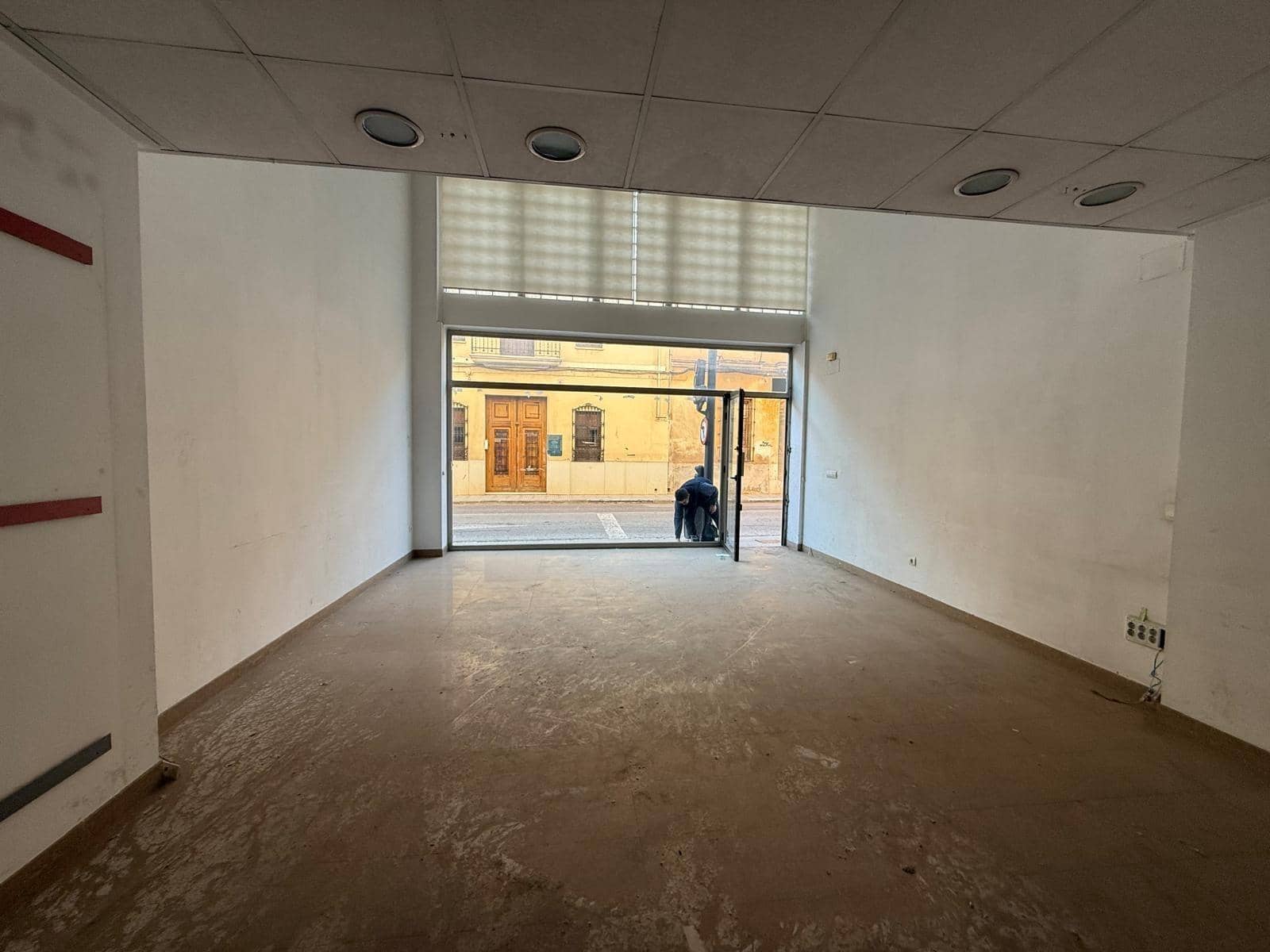 Commercial for sale in Carlet - € 312,000 (Ref: 8310842)