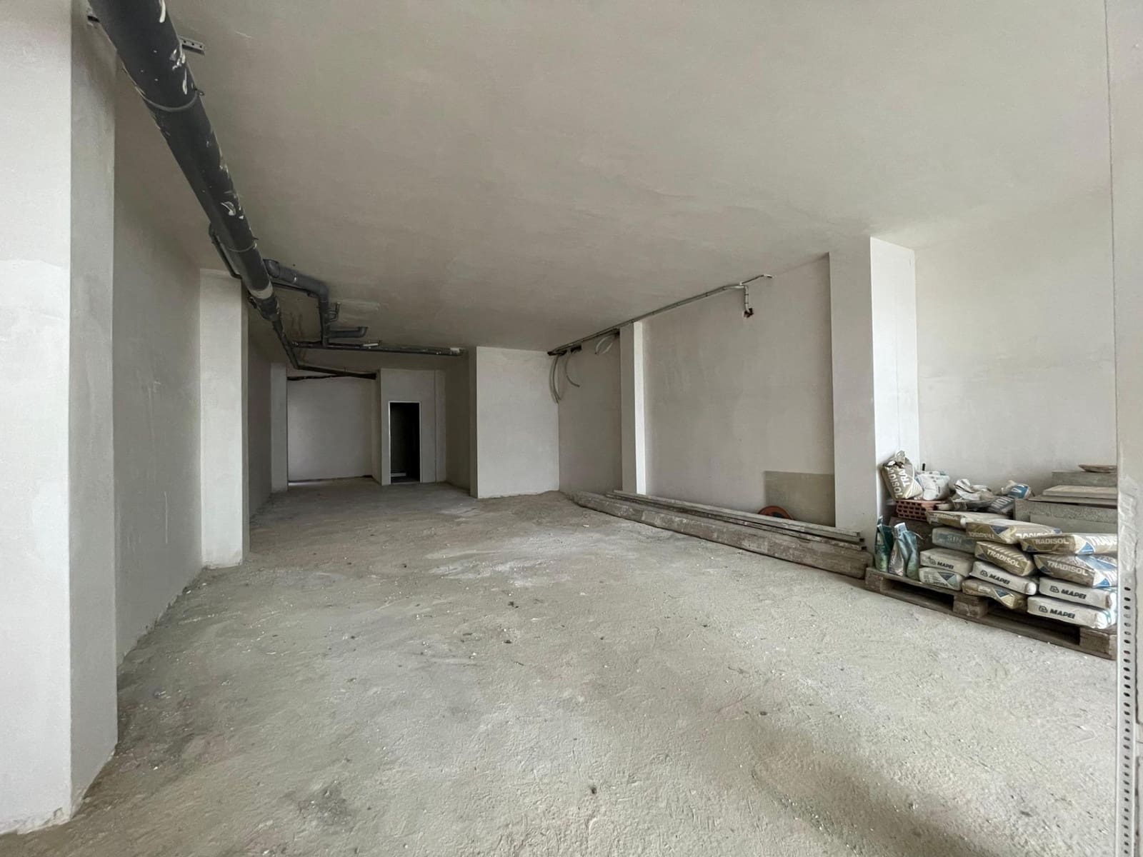 Commercial for sale in Carlet - € 312,000 (Ref: 8310842)