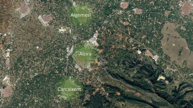 Solar/Parcela en Alzira en venta - 126.000 € (Ref: 8316231)