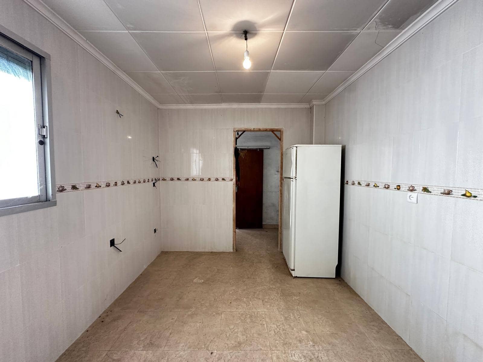 3 slaapkamer Huis te koop in Alberic - € 85.000 (Ref: 8318187)