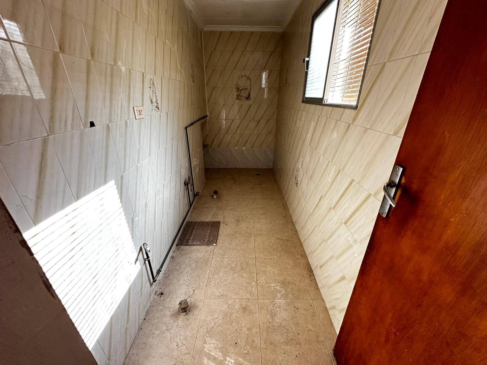 3 slaapkamer Huis te koop in Alberic - € 85.000 (Ref: 8318187)