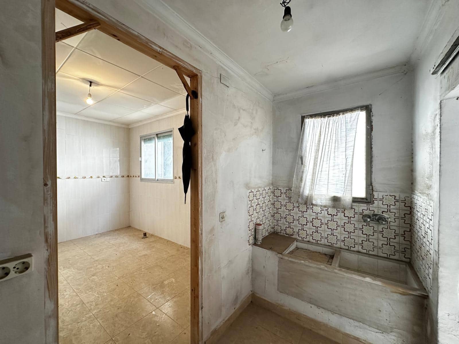 3 slaapkamer Huis te koop in Alberic - € 85.000 (Ref: 8318187)