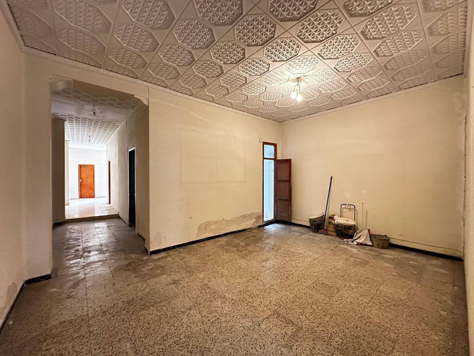 3 slaapkamer Huis te koop in Alberic - € 85.000 (Ref: 8318187)