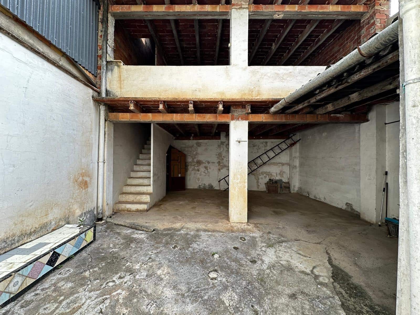 3 slaapkamer Huis te koop in Alberic - € 85.000 (Ref: 8318187)