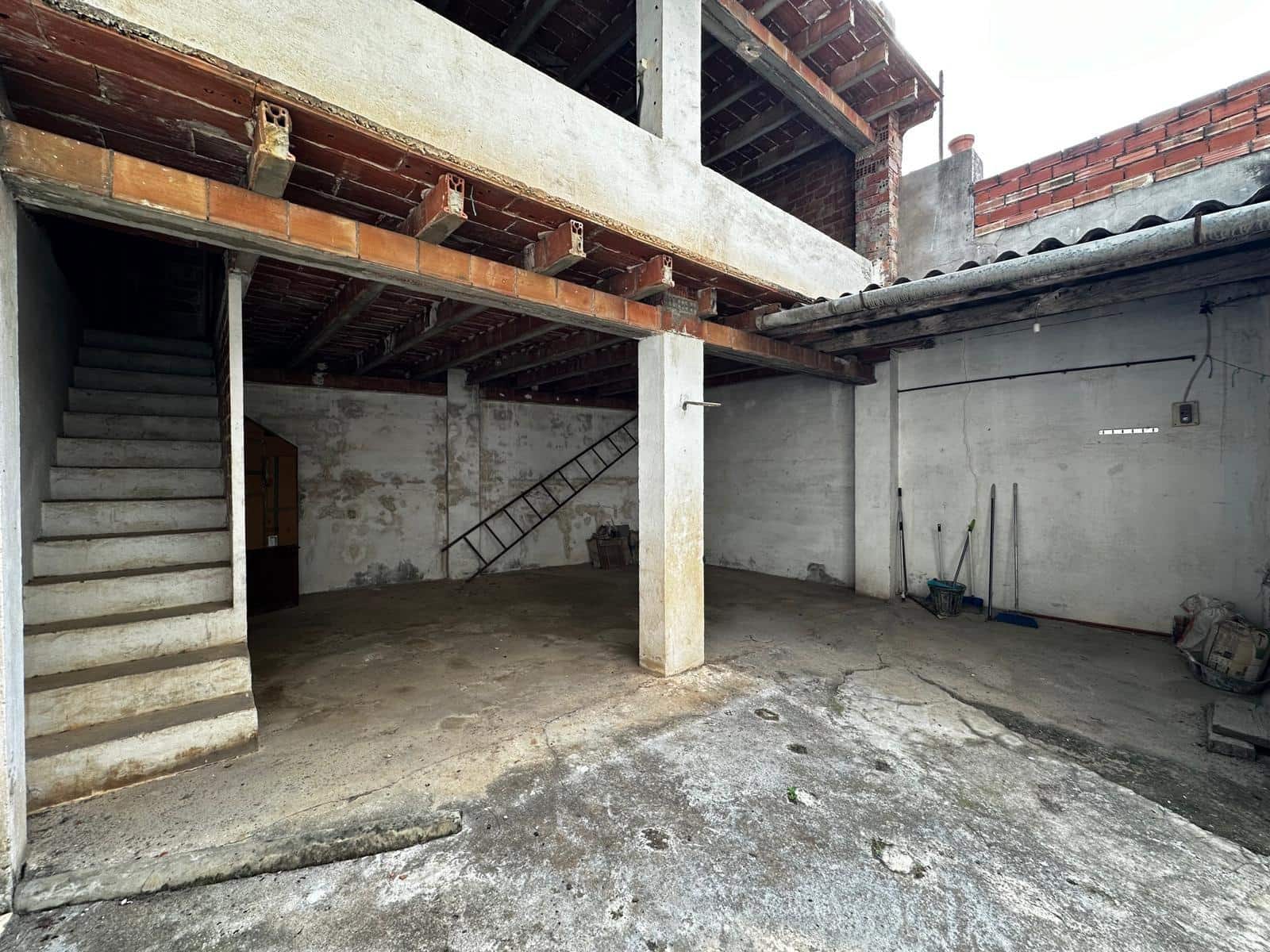 3 slaapkamer Huis te koop in Alberic - € 85.000 (Ref: 8318187)