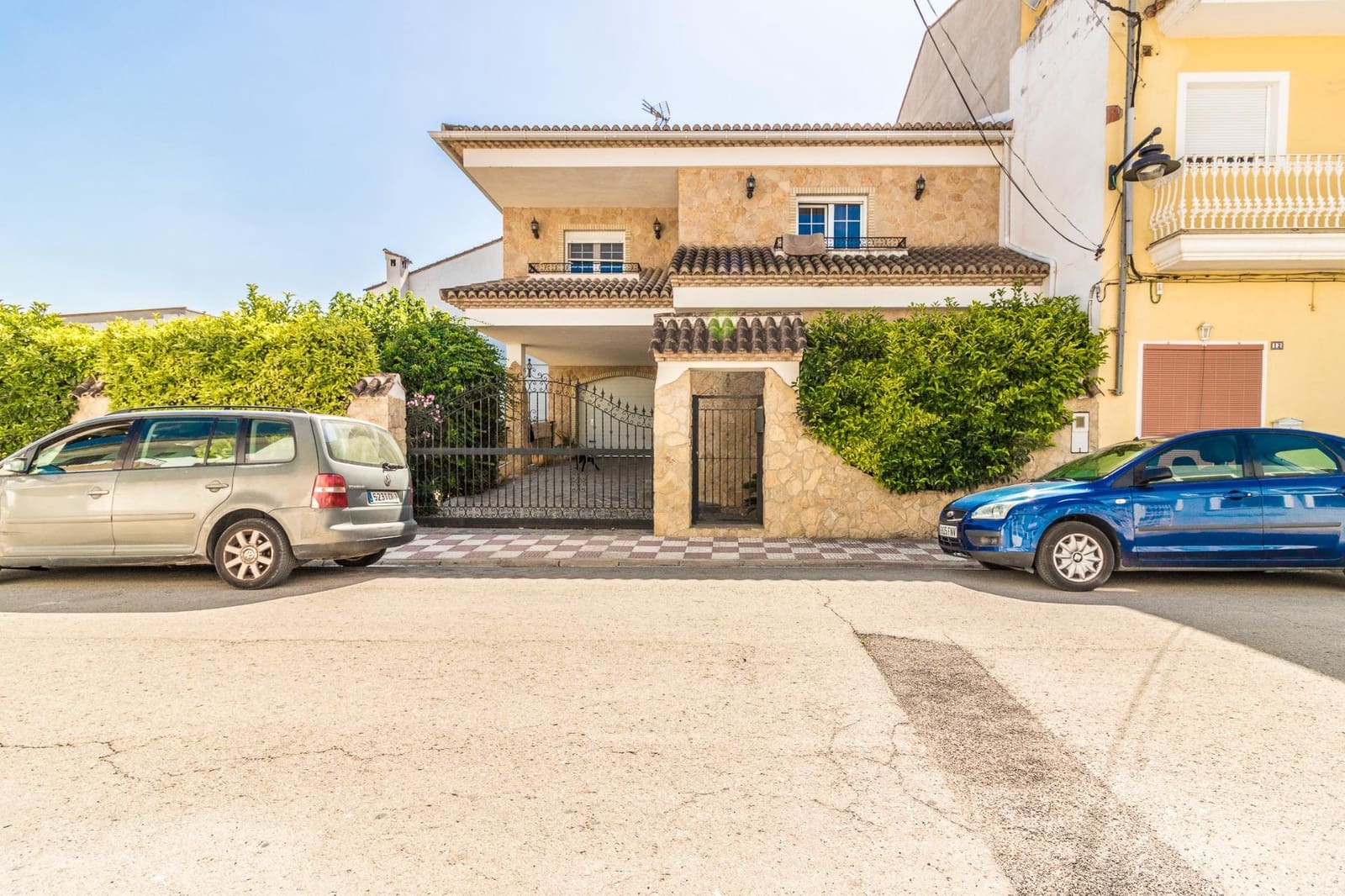 5 makuuhuone Rivitalo myytävänä paikassa Senyera - 270 000 € (Ref: 8373634)