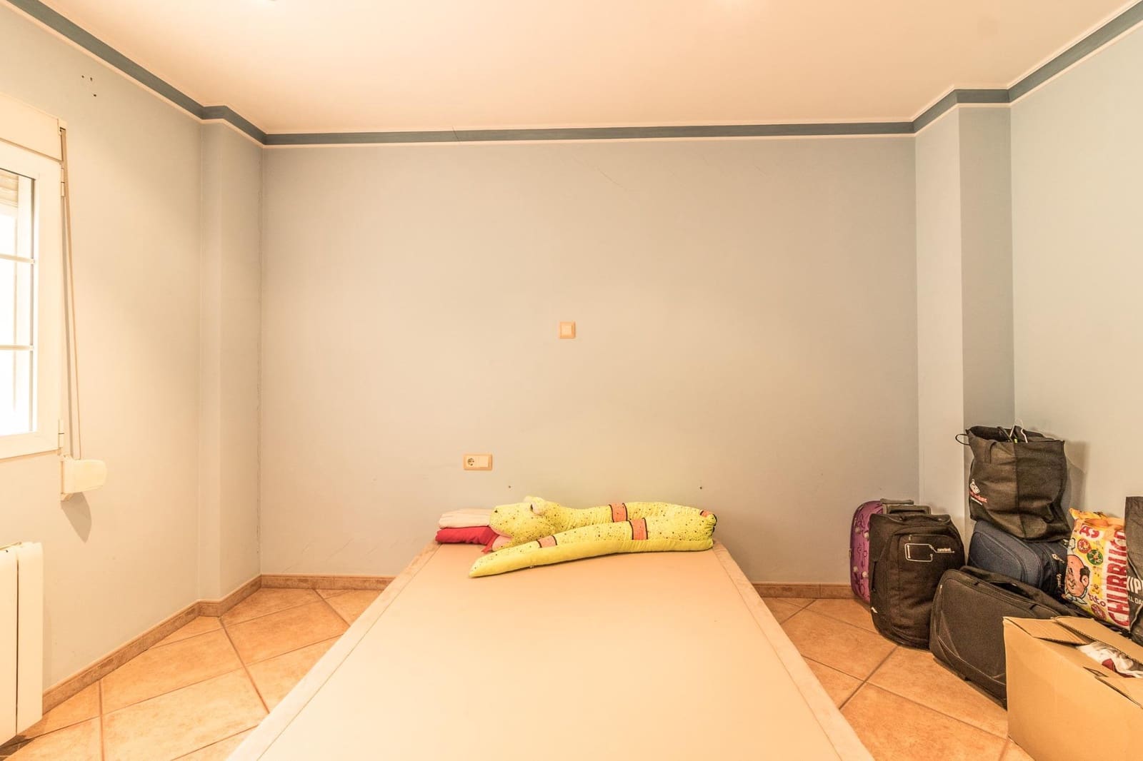 5 makuuhuone Rivitalo myytävänä paikassa Senyera - 270 000 € (Ref: 8373634)