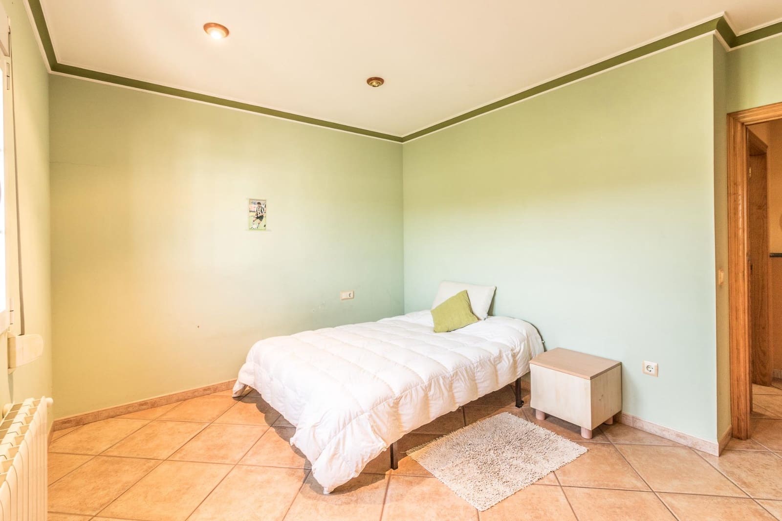 5 makuuhuone Rivitalo myytävänä paikassa Senyera - 270 000 € (Ref: 8373634)