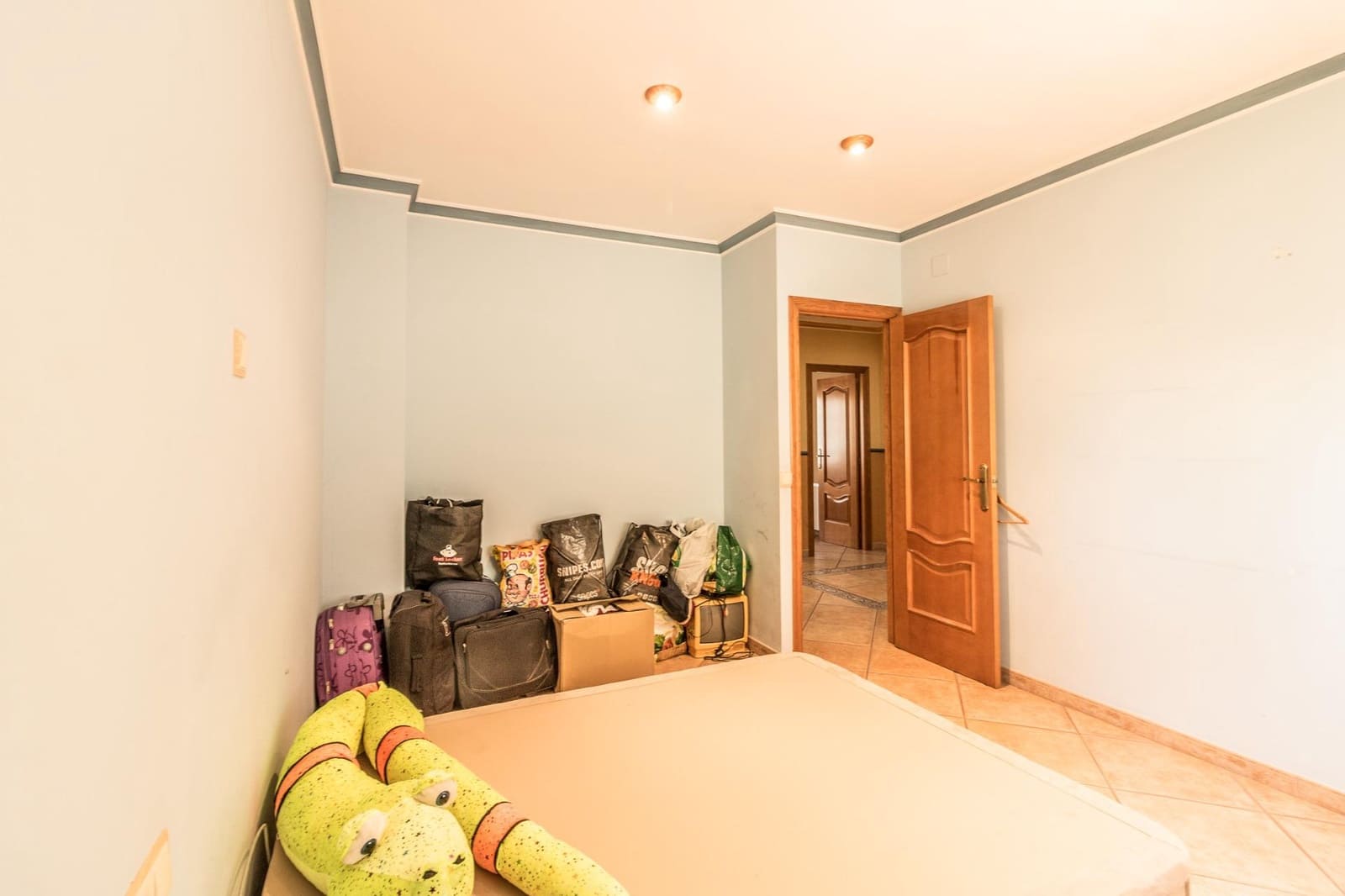 5 makuuhuone Rivitalo myytävänä paikassa Senyera - 270 000 € (Ref: 8373634)