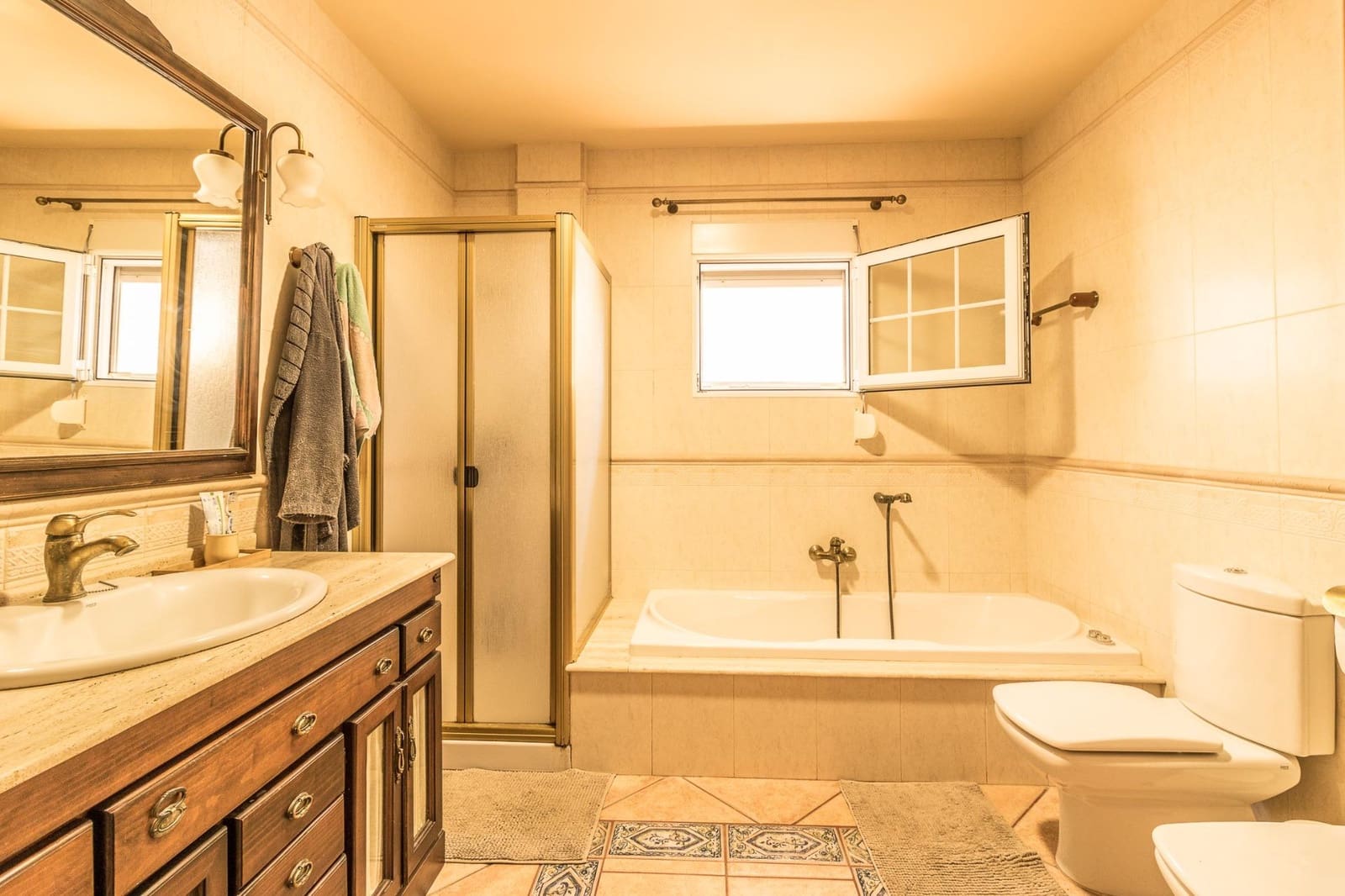 5 makuuhuone Rivitalo myytävänä paikassa Senyera - 270 000 € (Ref: 8373634)