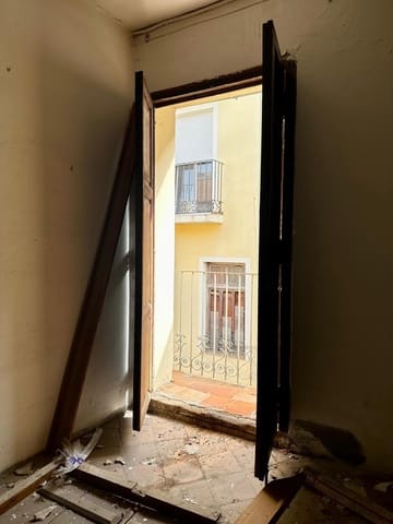 Ruin til salg i Carcaixent - € 112.000 (Ref: 8396754)