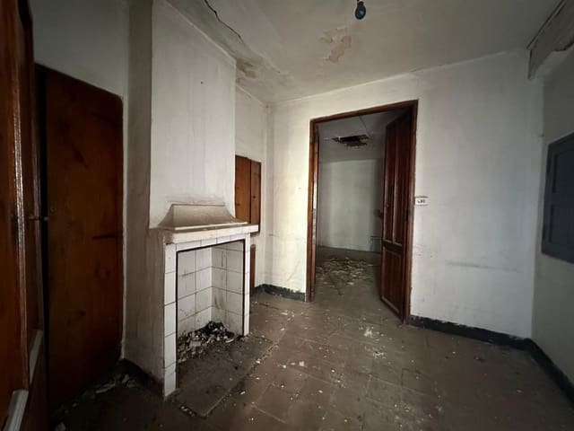 Ruin til salg i Carcaixent - € 112.000 (Ref: 8396754)