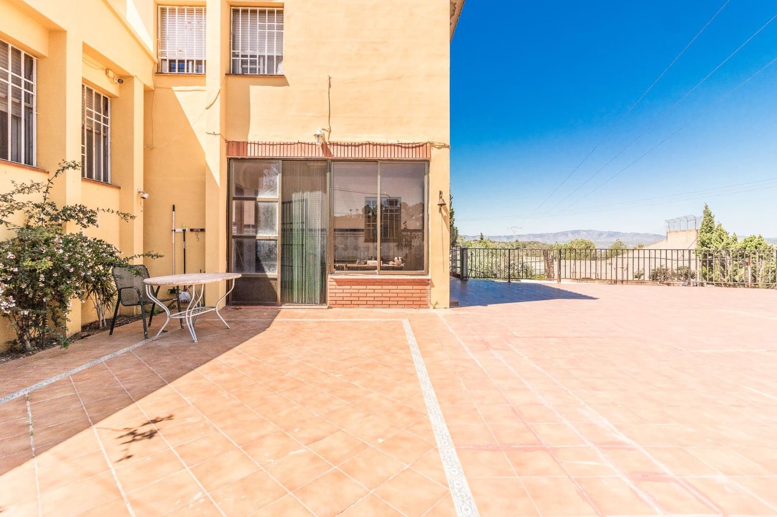 5 slaapkamer Villa te koop in Alfarp met zwembad garage - € 310.000 (Ref: 8415631)